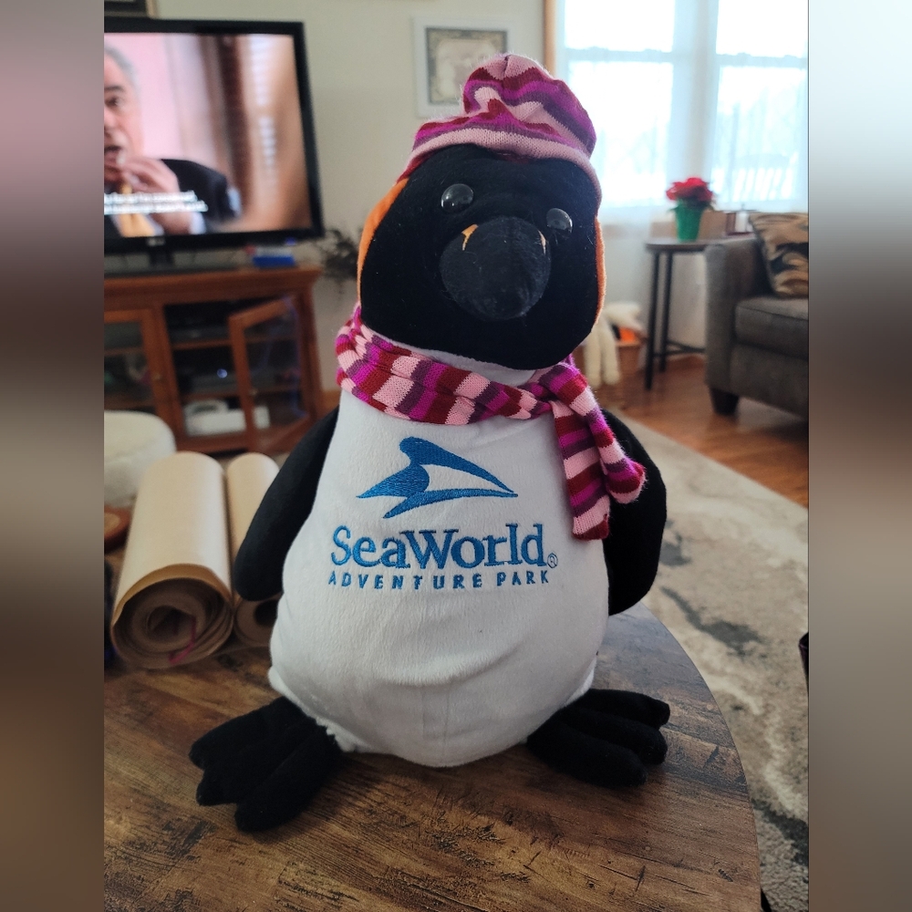 Seaworld Adventure Park Penguin Plush